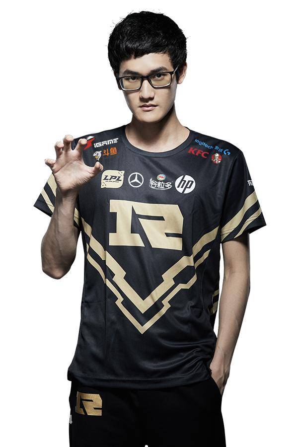 Karsa焦点对战，Doinb与30激战塞尔维亚队分钟，领先优势明显胜负难料！比赛高潮迭起