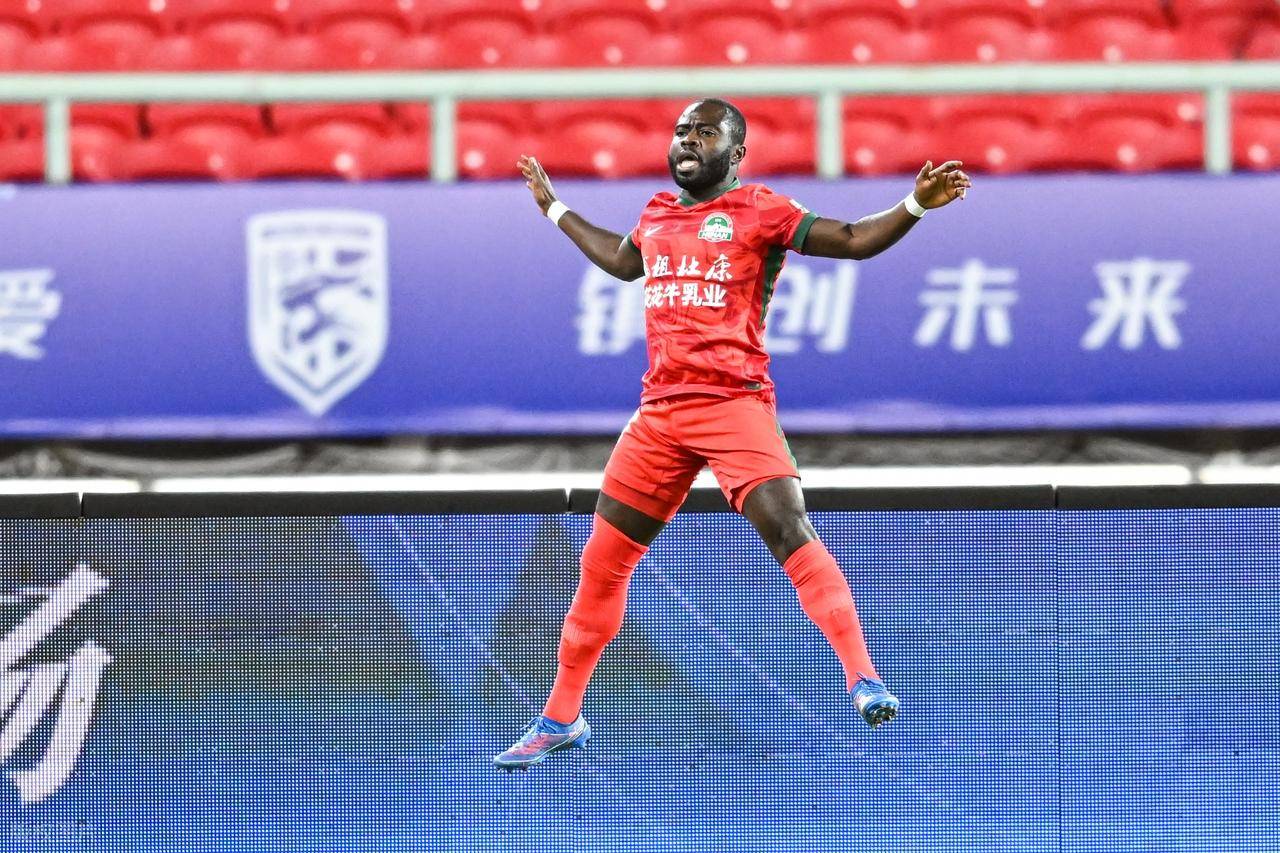 转折点！武汉三镇队长鼓劲；德甲赛后攻防权衡；底气十足；细节决定成败