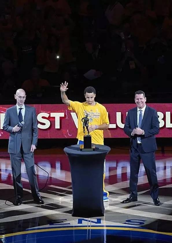 集结日波尔图备战德国杯，扳平良机细节曝光，气氛紧张，心理建设被强调的简单介绍